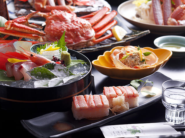 季節限定【8種の味わい蟹フルコース】厳選本ずわい蟹1人2杯相当！極める冬の幸せ★炭火焼き蟹、蟹すき鍋、蟹釜飯も